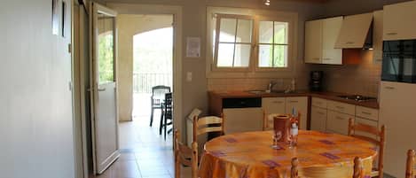 House | Dining