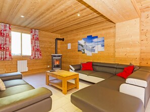DVD player - Luxury Chalet in Saint-martin-de-belleville With Balcony (Les Belleville)