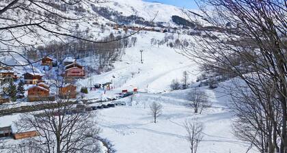 Luxury Chalet in Saint-martin-de-belleville With Balcony