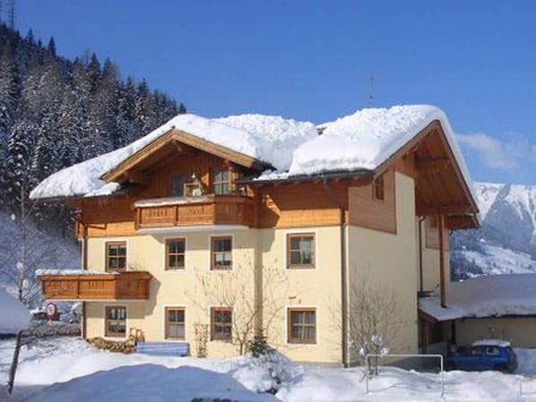 Apartment | Exterior