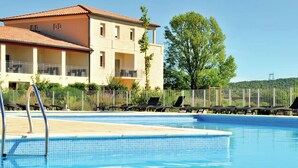 Exterior - Tempting Apartment With Dishwasher and Near Canal du Midi (Azille)
