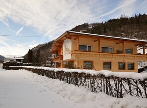 Apartment | Exterior - Apartment in Oetz Near Ski Lift (Oetz)