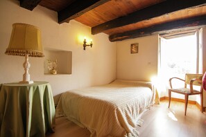 Cottage - Lakeside Cottage Roziers Retreat (Chasteaux)