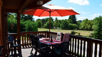 Chalet | Outdoor dining