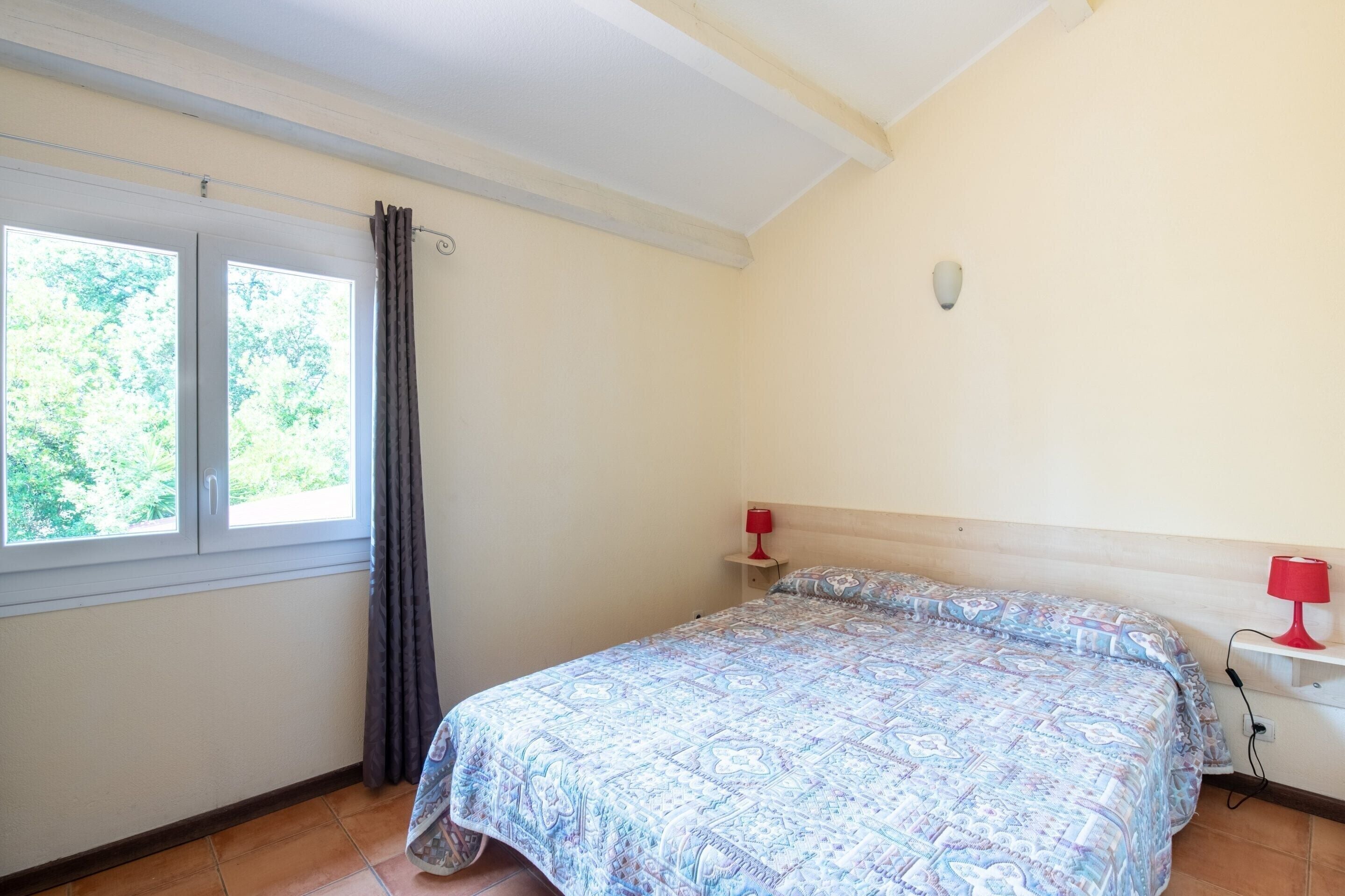 3 bedrooms, individually furnished