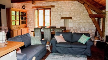 House | Living room | DVD player