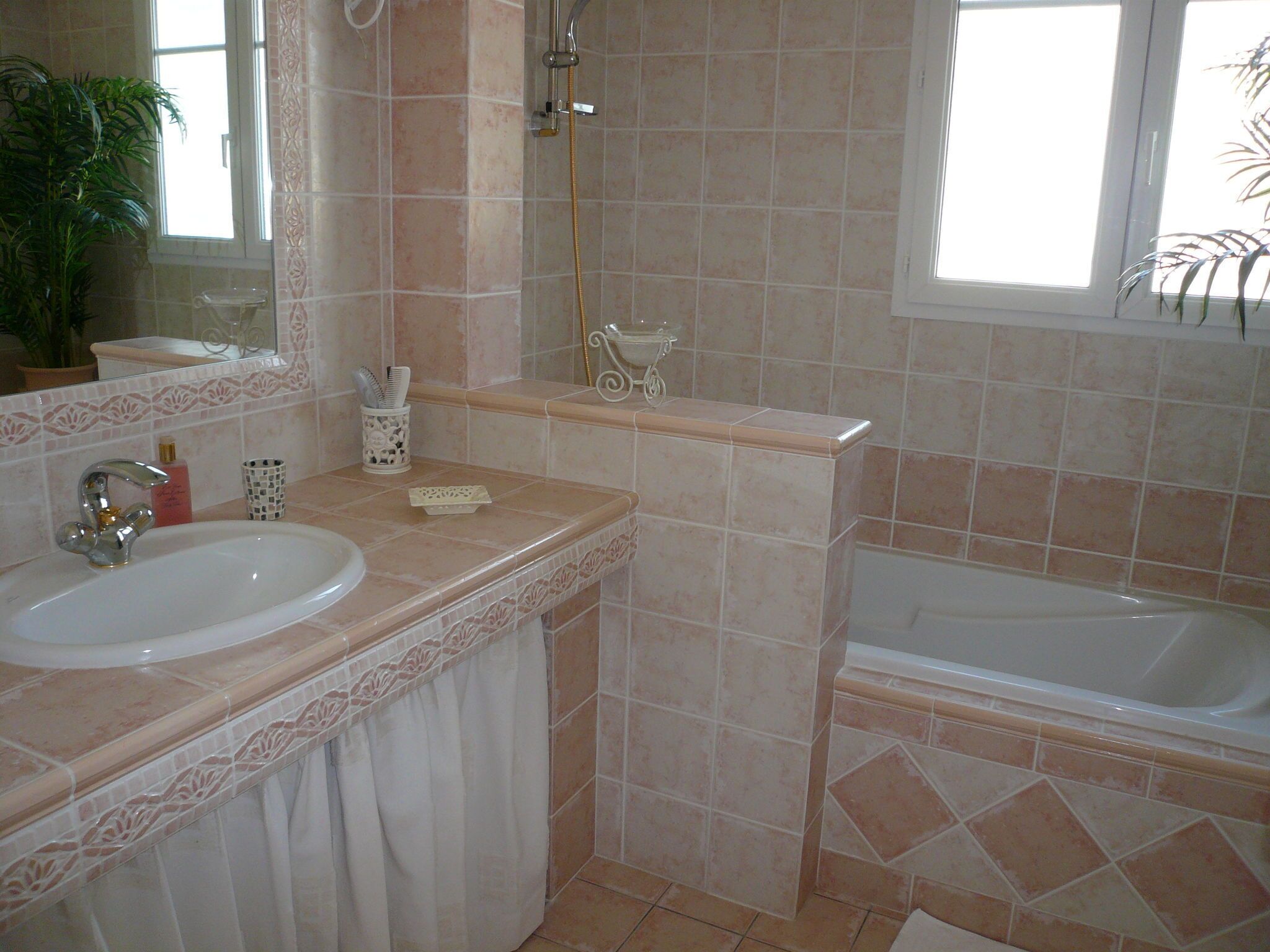 Rumah | Kamar mandi | Kombinasi shower/bathtub