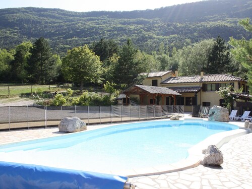 Tranquil Mansion in Luc-en-diois With Pool