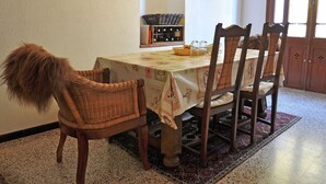 Dining - Pretty Villa in Caudies de Fenouilledes With Roofed Terrace (Caudies-de-Fenouilledes)