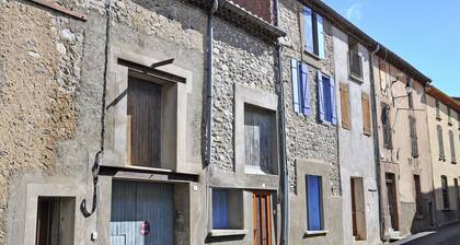 Pretty Villa in Caudies de Fenouilledes With Roofed Terrace