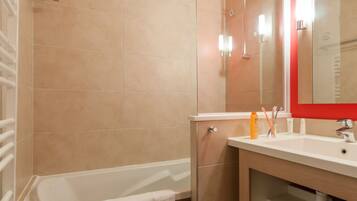 Apartemen | Kamar mandi | Handuk