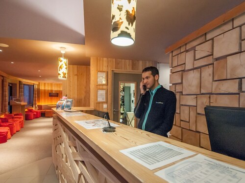 Residence With Sauna and Bath House Right on the Slopes of Les Portes du Soleil