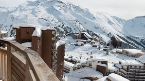 Exterior - Residence With Sauna and Bath House Right on the Slopes of Les Portes du Soleil (Morzine)