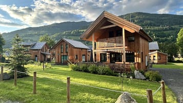 Chalet | Exterior
