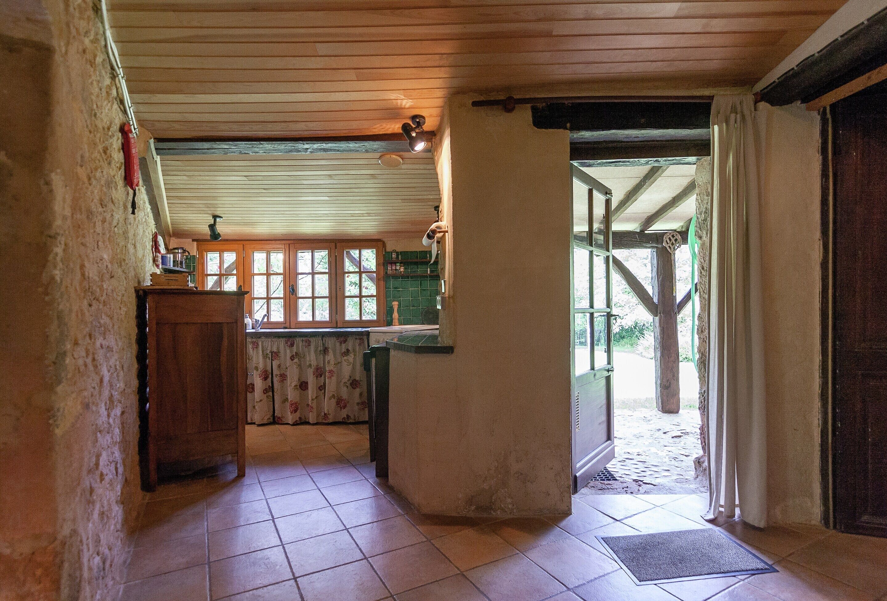 Cottage | Private kitchen | Highchair