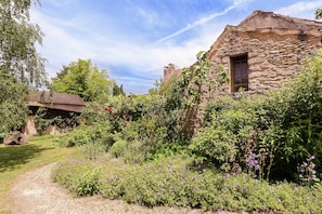 Cottage | View from property - Holiday Home in Dordogne Near Lascaux Cave (Les Eyzies)