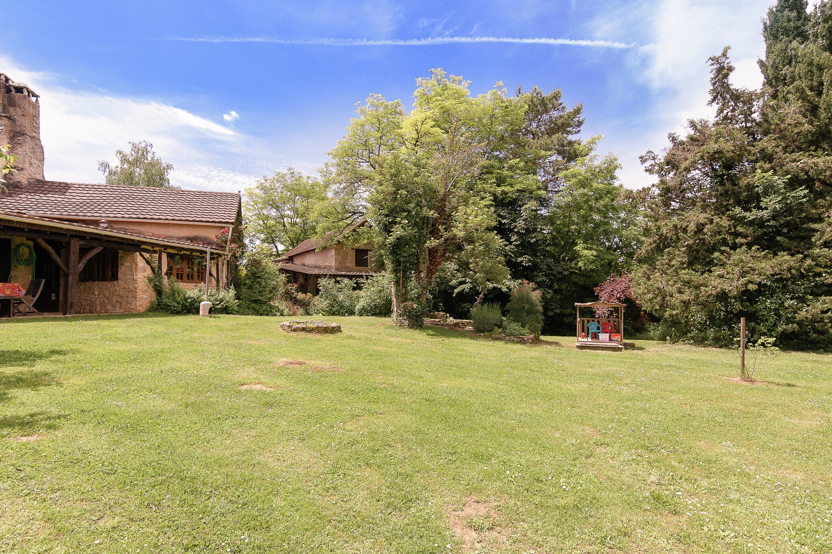 Cottage | Garden