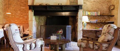 Cottage | Living room