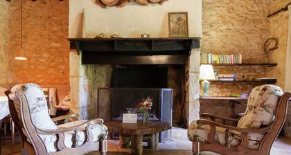 Holiday Home in Dordogne Near Lascaux Cave