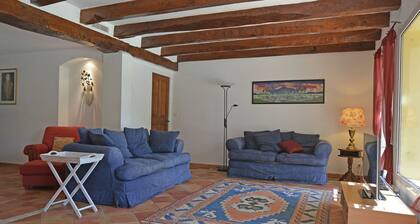 Captivating Villa in Fayence With Swimming Pool