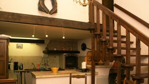 Unclassified image, 3 of 19, button - Charming Holiday Home in Draguignan With Swimming Pool (Draguignan)