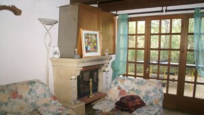 Unclassified image, 5 of 19, button - Charming Holiday Home in Draguignan With Swimming Pool (Draguignan)