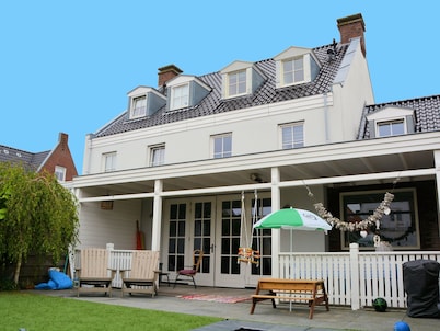 Fantastic Family House in the Old Center Near Beach and Sea
