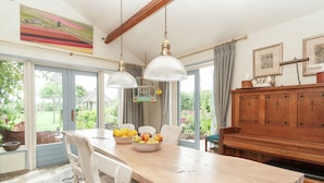 Dining - Alluring Holiday Home in 't Zand With Terrace and Garden (t Zand)