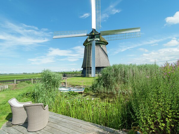 House | Balcony - Alluring Holiday Home in 't Zand With Terrace and Garden (t Zand)