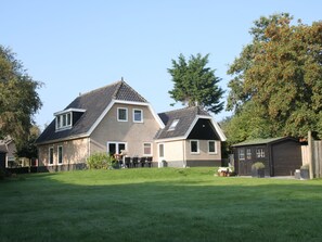 Exterior - Groet Villa Stay With Garden Views (Groet)