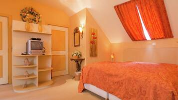 4 bedrooms, individually furnished