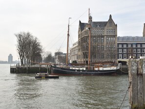 Unclassified image, 3 of 40, button - Lovely Boat in Rotterdam With Private Terrace (Rotterdam)