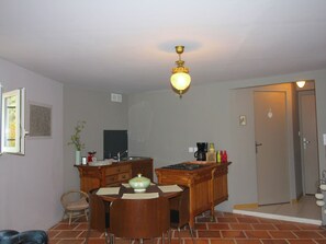 Cottage | Bếp riêng | Tủ lạnh, lò vi sóng, lò nướng, ấm điện 