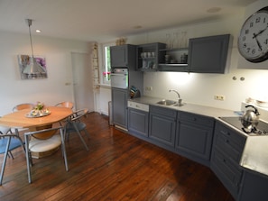 Private kitchen - Villa in Vessem Near Eindhoven (Vessem)