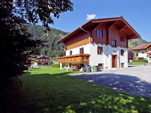 Exterior - Hilltop Apartment in Kleinarl Austria near Ski Area (Kleinarl)