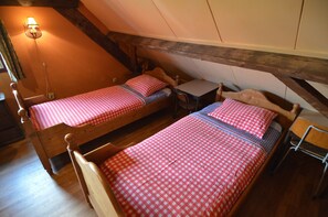 Casa | 3 habitaciones, muebles diferentes y ropa de cama 