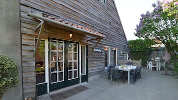 House | Bahagian luar