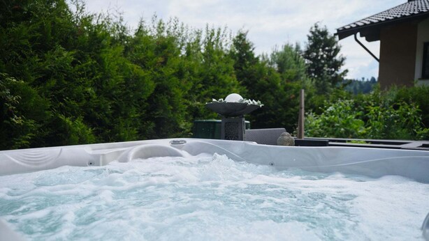 Spa treatment - Comfortable Holiday Home in Goldegg - Weng With Whirlpool (Goldegg)