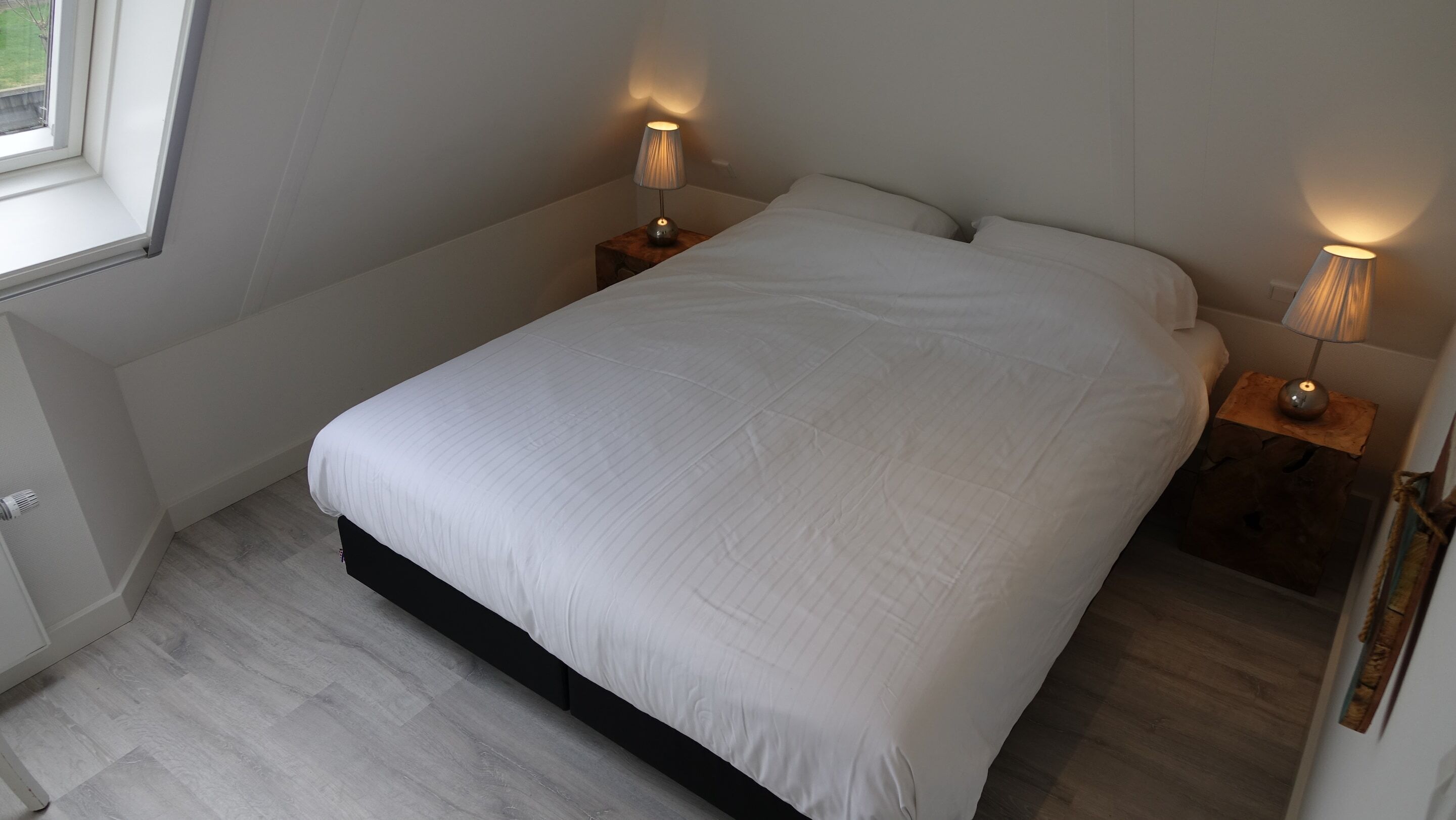 House | 4 bedrooms, individually furnished, bed sheets