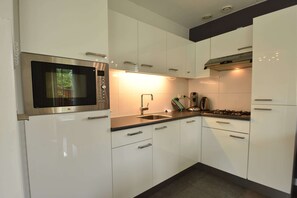 House | Private kitchen | Highchair