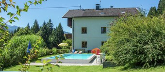 Spacious Apartment in Hermagor near Nassfeld-Pressegger
