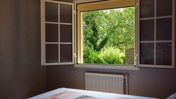 Room amenity - Modern Villa in Condezaygues With Private Pool (Condezaygues)