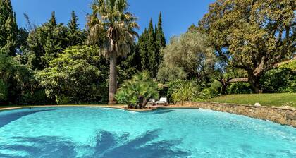 Magnificent Villa With Private Pool Near Port Grimaud and Saint Tropez