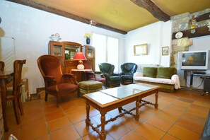 House | Living room
