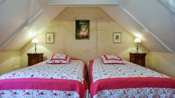 1 bedroom, individually furnished, bed sheets