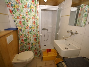 Bathroom - Peaceful Chalet in Les Houches With Garage (Les Houches)