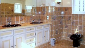 Ảnh chưa phân loại, 5 trong số 40 ảnh, nút