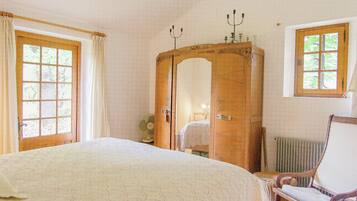 2 bedrooms, individually furnished