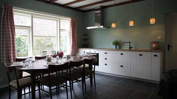 House | Tempat makan