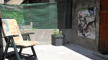 House | Balcony